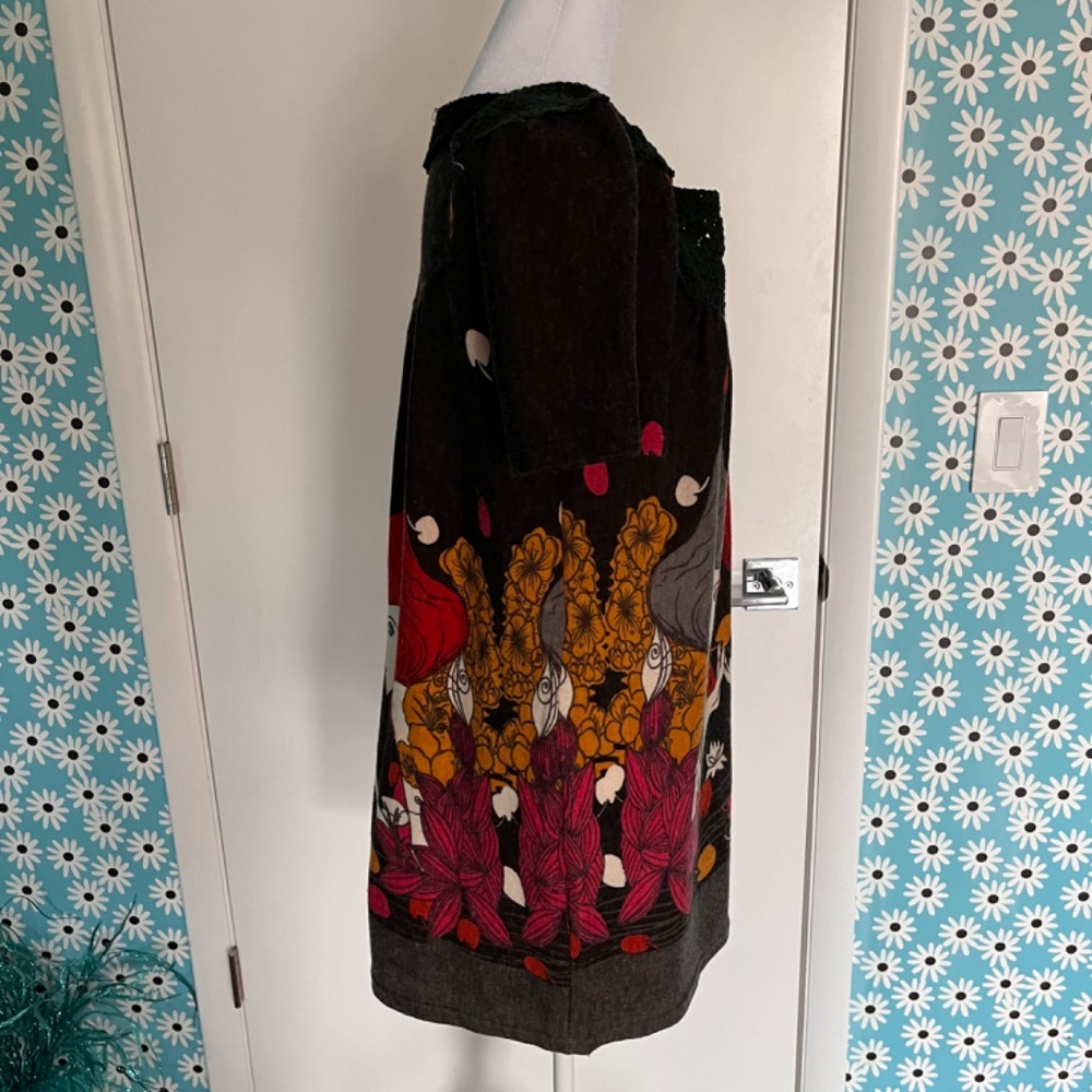 Dress - Picture 3 of 3